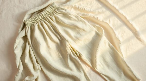 Guide des tissus éthiques pour le pyjama féminin idéal