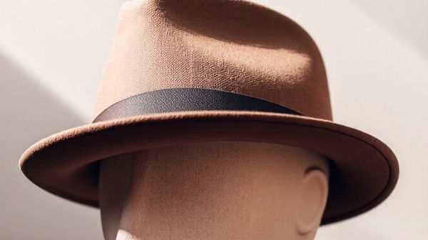 Top 5 chapeaux fedora tendance pour un look stylé